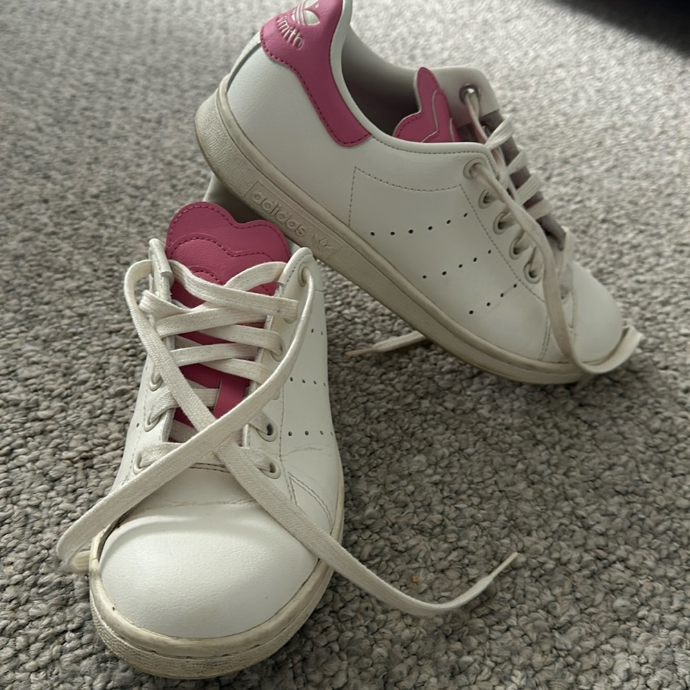Adidas PINK Stan Smiths sneakers size 6